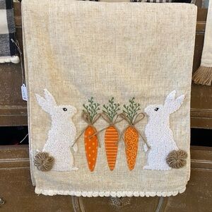 Bunny Linen and Carrots Appliqué Table Runner